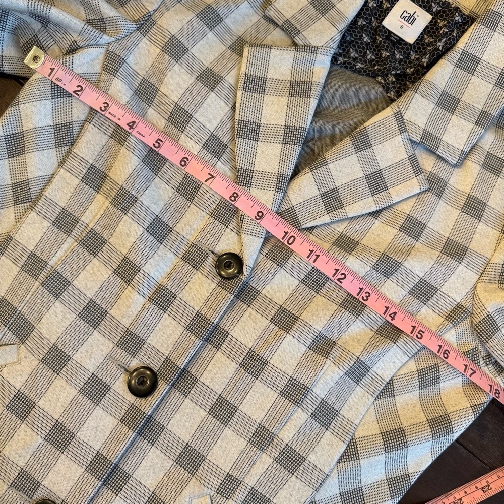 CAbi Valentina Plaid Blazer - Picture 6 of 11